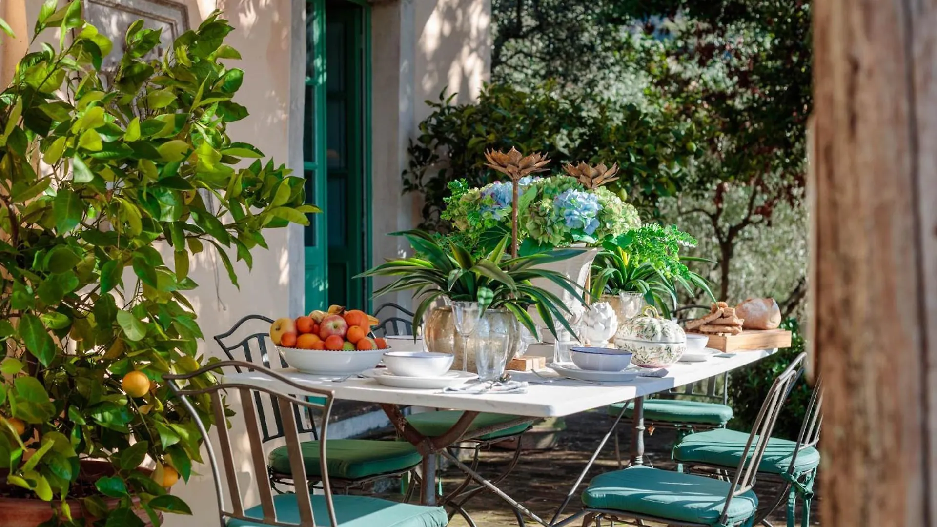 Villa Gufo Lucca Italy