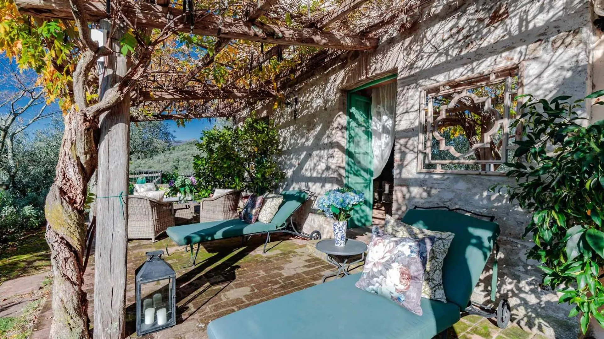 Villa Gufo Lucca 0*,